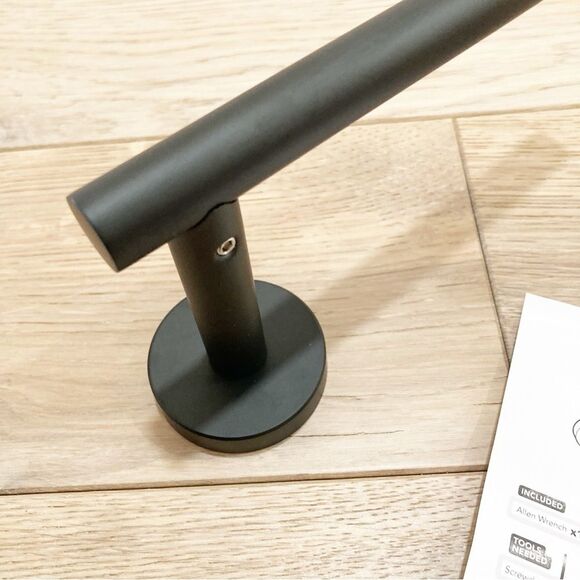 Matte Black toilet paper holder - Picture 2 of 5